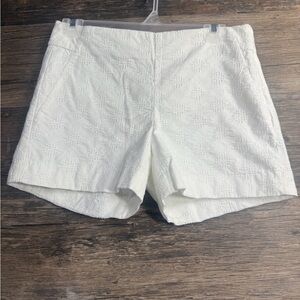 Banana Republic White Eyelet Women's Bermudas Shorts